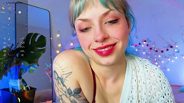 Snapshot of lavenderluxe chatting on February 14, 2026, 7:41 am lavenderluxe online show from February 14, 2026, 7:41 am