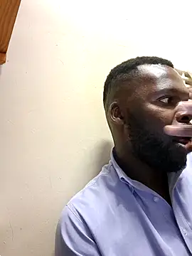 Snapshot of Touch_mysoul chatting on October 1, 2025, 11:14 am Touch mysoul online show from October 1, 2025, 11:14 am