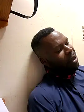 Snapshot of Touch_mysoul chatting on October 2, 2025, 11:24 am Touch mysoul online show from October 2, 2025, 11:24 am