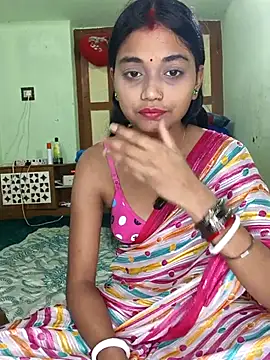 Snapshot of pojahoty chatting on October 18, 2025, 8:49 am pojahoty online show from October 18, 2025, 8:49 am