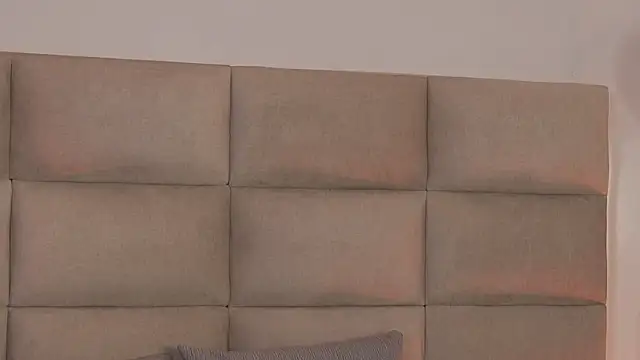 emma brooks1 online show from November 11, 2025, 8:47 pm