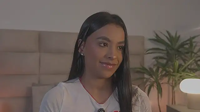 Snapshot of emma_brooks1 chatting on February 18, 2026, 7:43 pm emma brooks1 online show from February 18, 2026, 7:43 pm