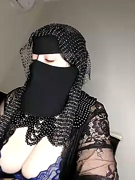 Snapshot of -Arab_milf- chatting on February 3, 2025, 7:07 am -Arab milf- online show from February 3, 2025, 7:07 am