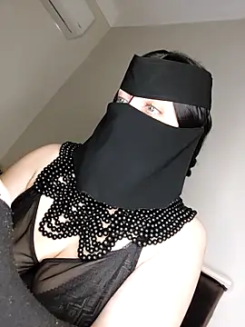 Snapshot of -Arab_milf- chatting on March 11, 2025, 11:44 am -Arab milf- online show from March 11, 2025, 11:44 am