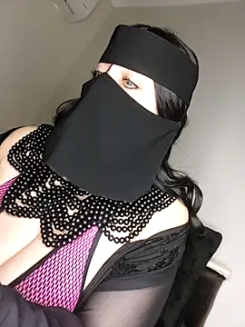 Snapshot of -Arab_milf- chatting on January 29, 2025, 9:23 am -Arab milf- online show from January 29, 2025, 9:23 am