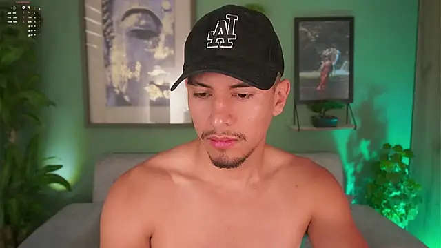 Aaronfox x online show from February 28, 2025, 12:52 pm