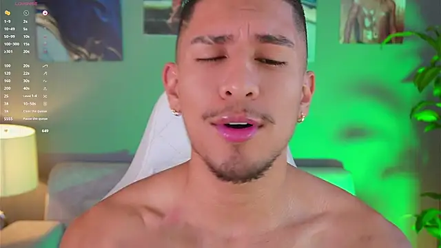 Aaronfox x online show from January 26, 2025, 2:52 pm