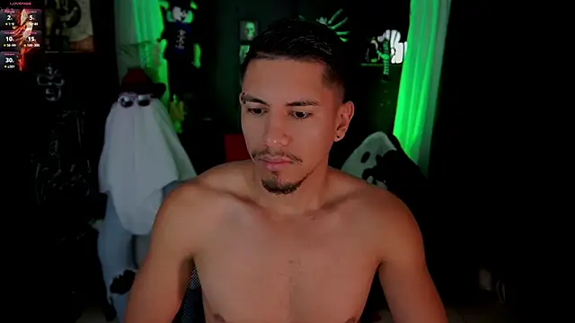 Snapshot of Aaronfox_x chatting on October 25, 2025, 10:25 am Aaronfox x online show from October 25, 2025, 10:25 am