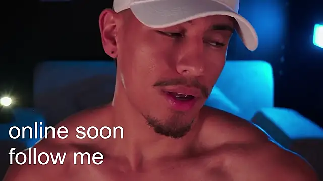 Aaronfox x online show from March 13, 2026, 11:32 pm