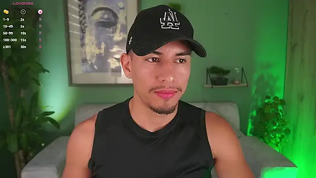 Aaronfox x online show from February 25, 2025, 1:53 pm