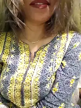 MIss-Naina online show from February 2, 2025, 8:45 am