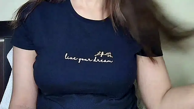 MIss-Naina online show from November 23, 2025, 6:34 am