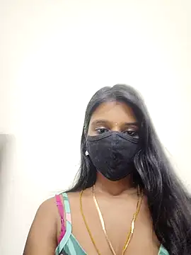 Snapshot of nishatamilmallu chatting on October 19, 2025, 5:59 pm nishatamilmallu online show from October 19, 2025, 5:59 pm