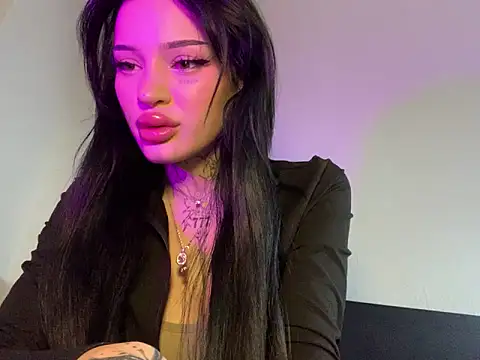 madelinexx online show from January 16, 2025, 2:30 pm