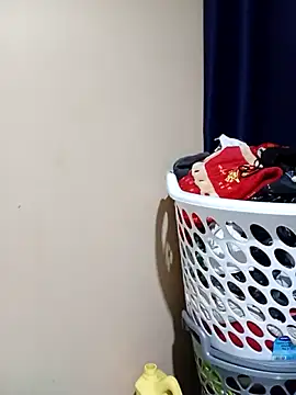 Snapshot of JasminePrice chatting on December 17, 2025, 5:23 am JasminePrice online show from December 17, 2025, 5:23 am