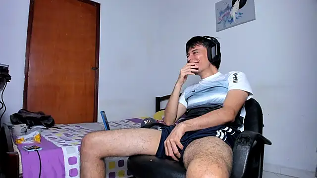 Huge latin cock online show from January 23, 2025, 2:55 am