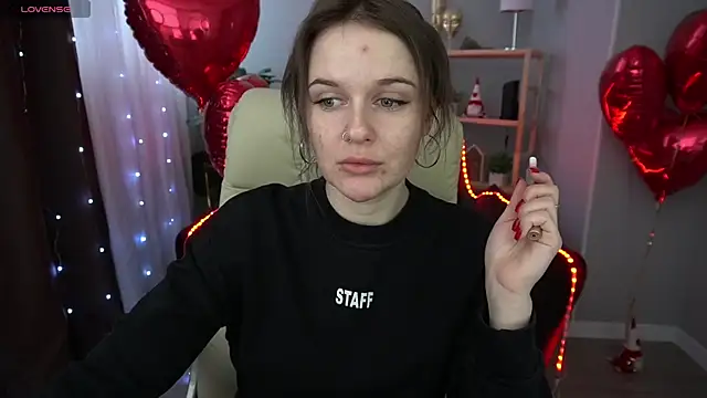 MaribelRiverr  online show from February 15, 2025, 6:33 am