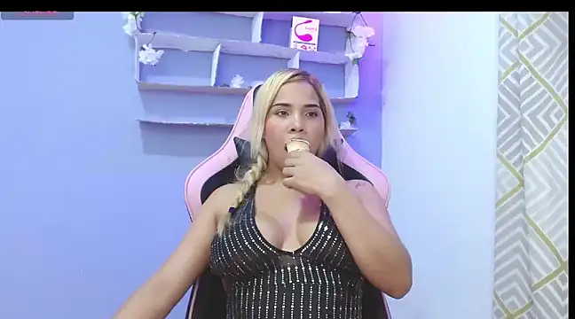 Mitsuka Sojii online show from February 7, 2025, 1:58 am