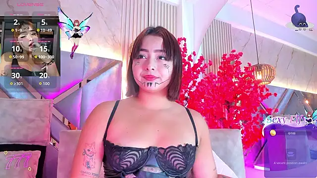 KimVelezz online show from February 20, 2026, 4:42 pm