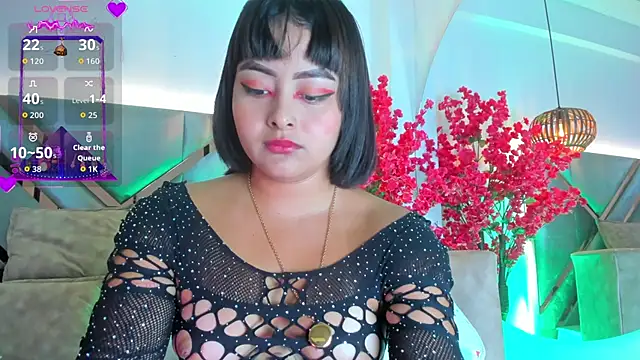 Snapshot of KimVelezz chatting on October 10, 2025, 7:04 pm KimVelezz online show from October 10, 2025, 7:04 pm