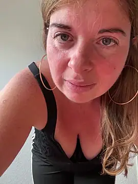 Lombada online show from September 28, 2025, 8:32 am