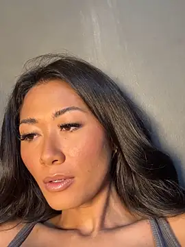 thai-dreamgirl online show from December 2, 2025, 11:17 pm