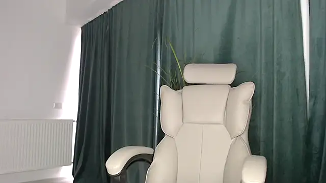 ElizabethAC online show from April 3, 2026, 2:56 pm