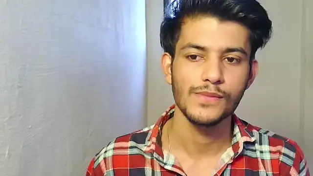 kingkartik7 online show from November 17, 2025, 7:34 am