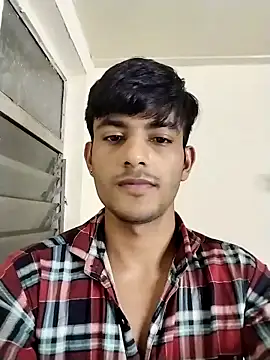 kingkartik7 online show from February 28, 2025, 6:52 pm