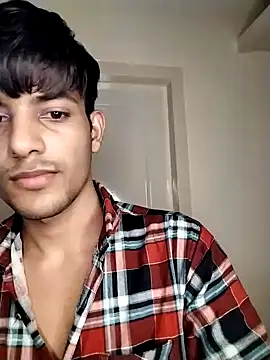 kingkartik7 online show from February 26, 2025, 5:53 pm