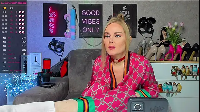 Snapshot of HannaKorsak chatting on March 3, 2025, 3:43 pm HannaKorsak online show from March 3, 2025, 3:43 pm