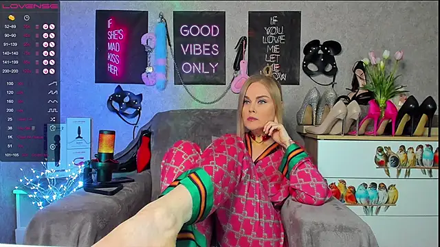 Snapshot of HannaKorsak chatting on March 10, 2025, 7:29 pm HannaKorsak online show from March 10, 2025, 7:29 pm