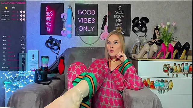 Snapshot of HannaKorsak chatting on March 19, 2025, 6:55 pm HannaKorsak online show from March 19, 2025, 6:55 pm