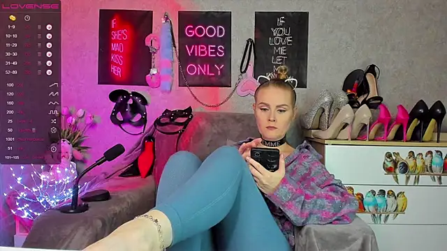 Snapshot of HannaKorsak chatting on September 8, 2025, 7:24 pm HannaKorsak online show from September 8, 2025, 7:24 pm
