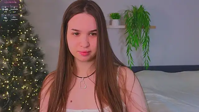 Roxie Mils online show from January 9, 2025, 3:12 pm