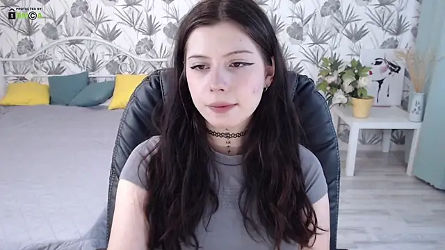 Snapshot of AliceWillsen chatting on December 10, 2024, 9:01 am AliceWillsen online show from December 10, 2024, 9:01 am