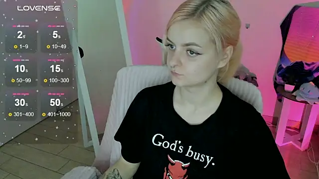 Fire Bestie online show from September 21, 2025, 12:10 pm