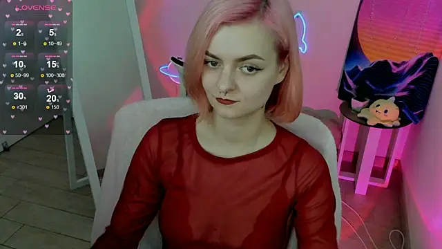 Fire Bestie online show from February 18, 2025, 8:03 pm