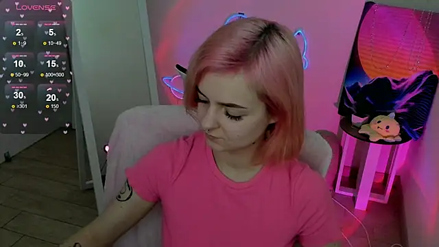 Fire Bestie online show from February 20, 2025, 1:40 pm