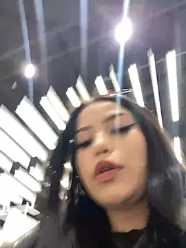 Snapshot of Chloe__Moon chatting on January 14, 2025, 2:43 pm Chloe  Moon online show from January 14, 2025, 2:43 pm