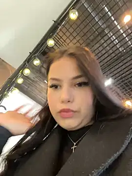 Snapshot of Chloe__Moon chatting on March 16, 2025, 1:17 pm Chloe  Moon online show from March 16, 2025, 1:17 pm