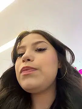 Snapshot of Chloe__Moon chatting on September 8, 2025, 3:11 pm Chloe  Moon online show from September 8, 2025, 3:11 pm