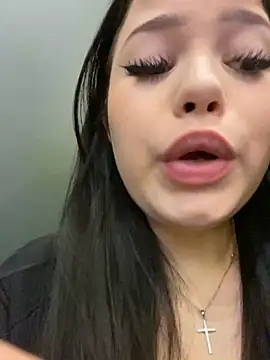 Snapshot of Chloe__Moon chatting on January 24, 2025, 10:00 am Chloe  Moon online show from January 24, 2025, 10:00 am