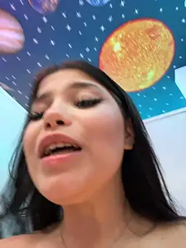 Snapshot of Chloe__Moon chatting on March 14, 2025, 4:19 pm Chloe  Moon online show from March 14, 2025, 4:19 pm