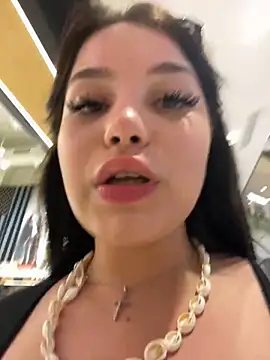 Snapshot of Chloe__Moon chatting on March 7, 2025, 9:07 am Chloe  Moon online show from March 7, 2025, 9:07 am