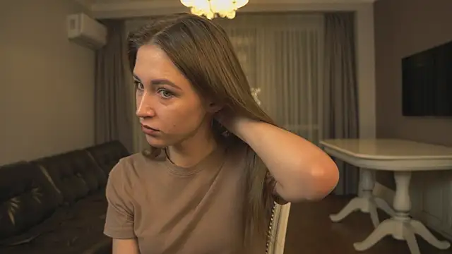 RennieLewis online show from December 9, 2024, 2:17 pm