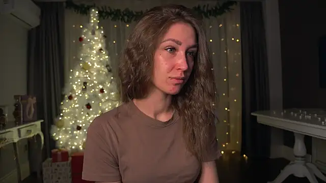 RennieLewis online show from December 19, 2024, 2:46 pm