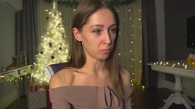 RennieLewis online show from December 23, 2024, 6:05 pm