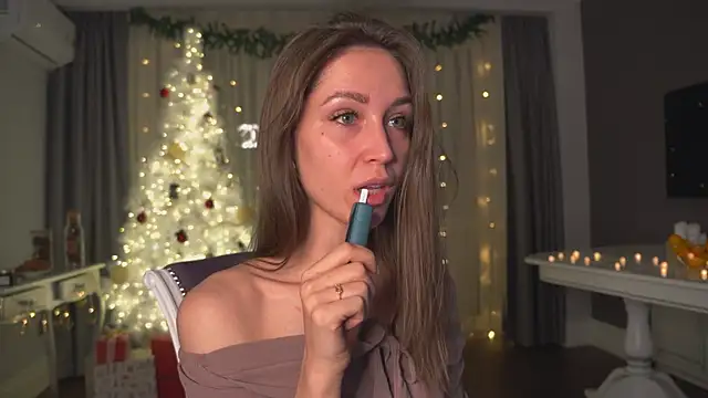 RennieLewis online show from December 23, 2024, 9:08 pm