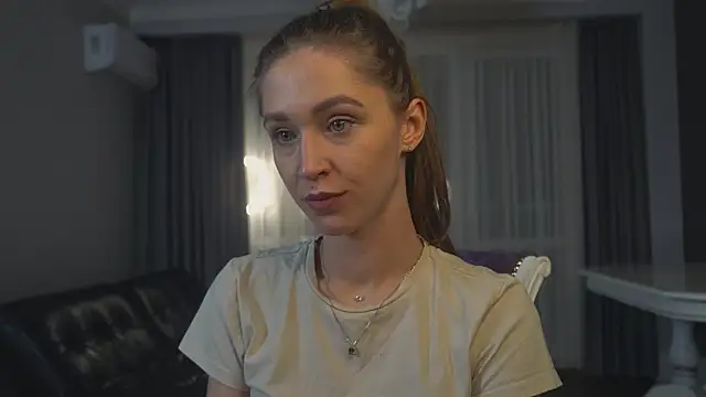 RennieLewis online show from December 1, 2024, 7:41 pm